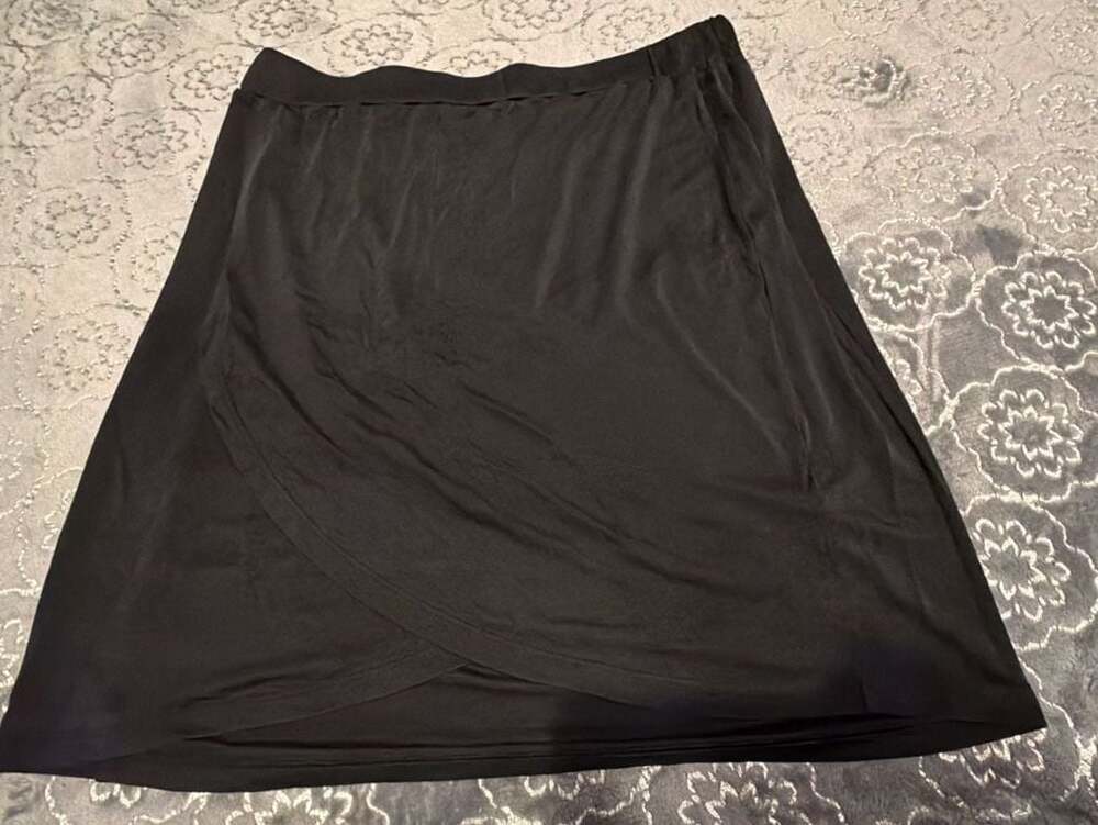 Theory Black Silk Blend Wrap Skirt Size M